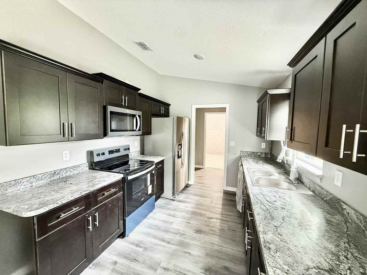 1929 Southwest 7th Place - Photo 2 of 15