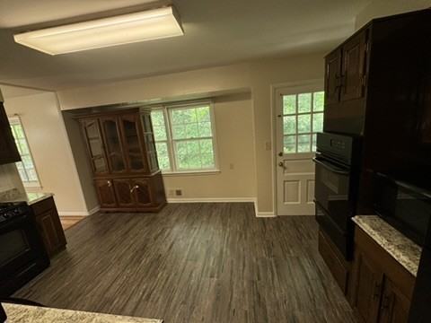 5811 Bucknell Ter - Photo 6 of 17