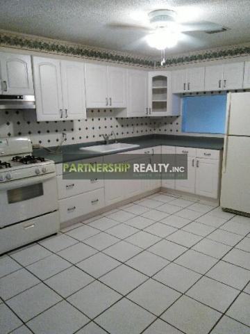 6261 Wauconda Way West - Photo 3 of 6