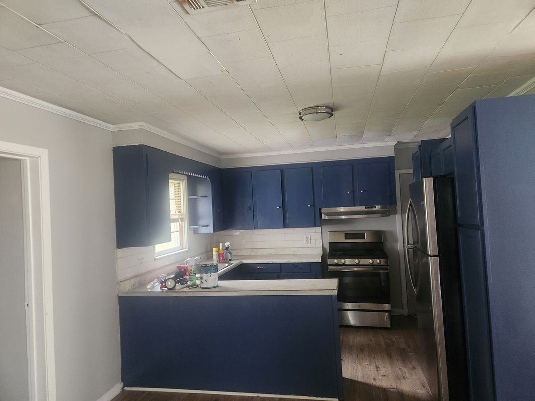 1517 Live Oak St - Photo 2 of 5