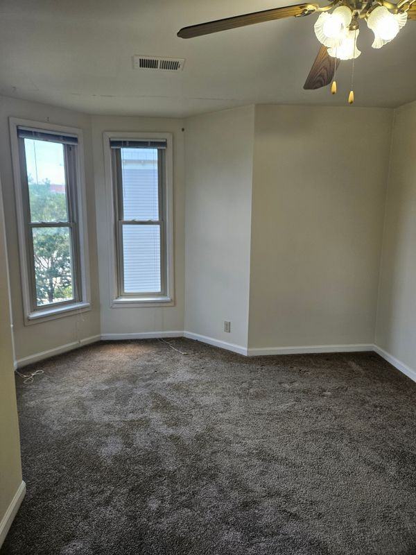 105 E 30th St ##1a - Photo 2 of 5