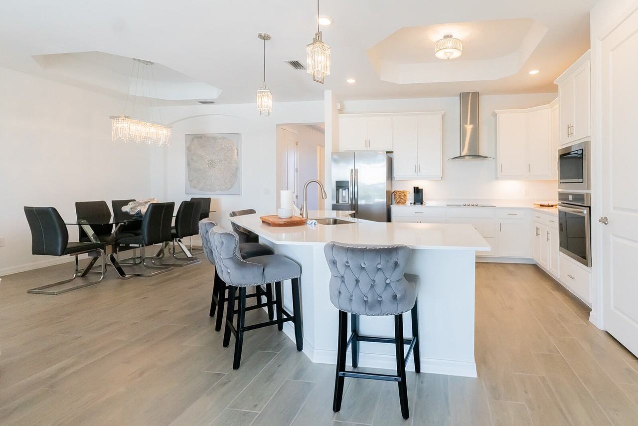5538 Useppa Dr - Photo 4 of 50