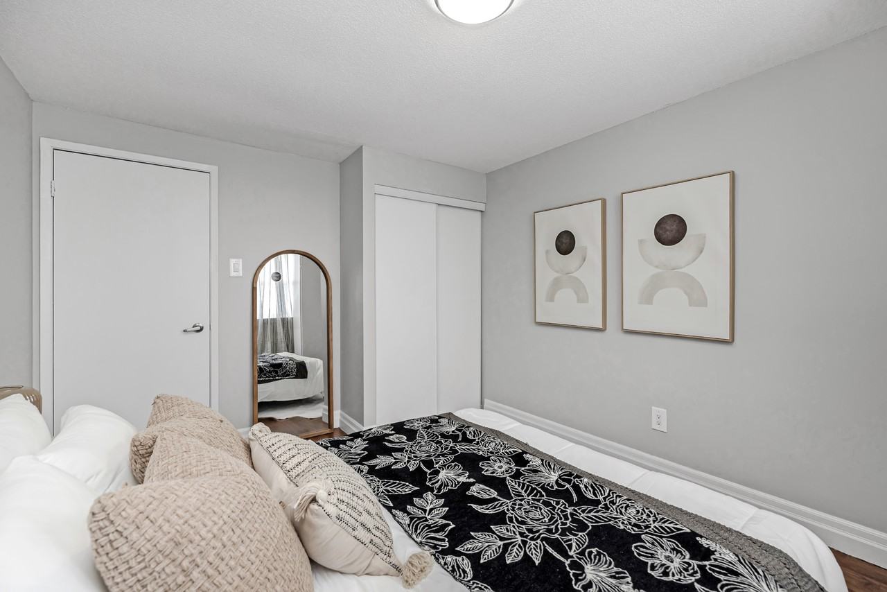 Vanier Heights - Photo 7 of 9