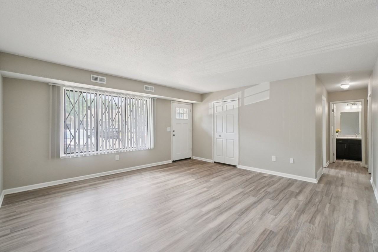 38001 Club House Lane - Photo 6 of 50