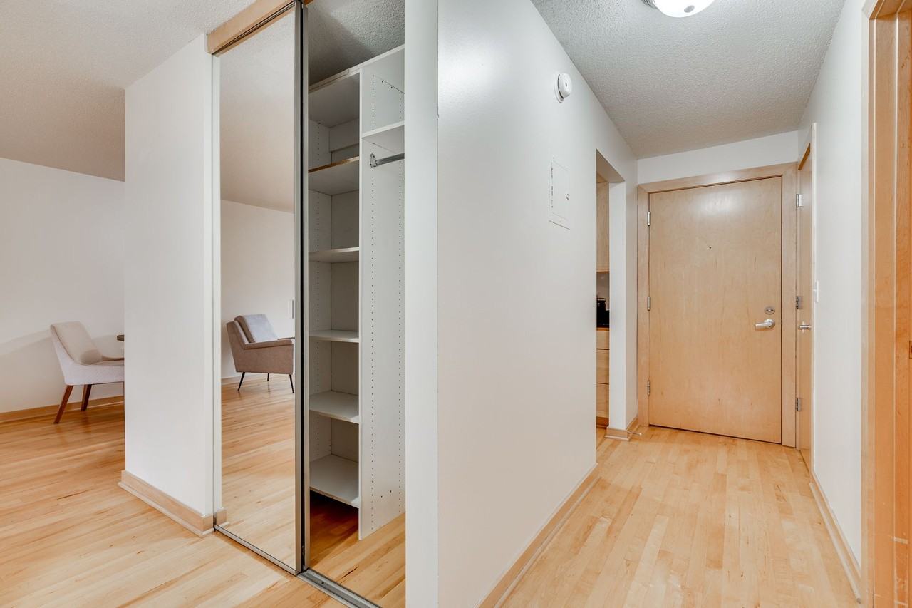 311 Kenwood Apartments - Photo 2 of 49