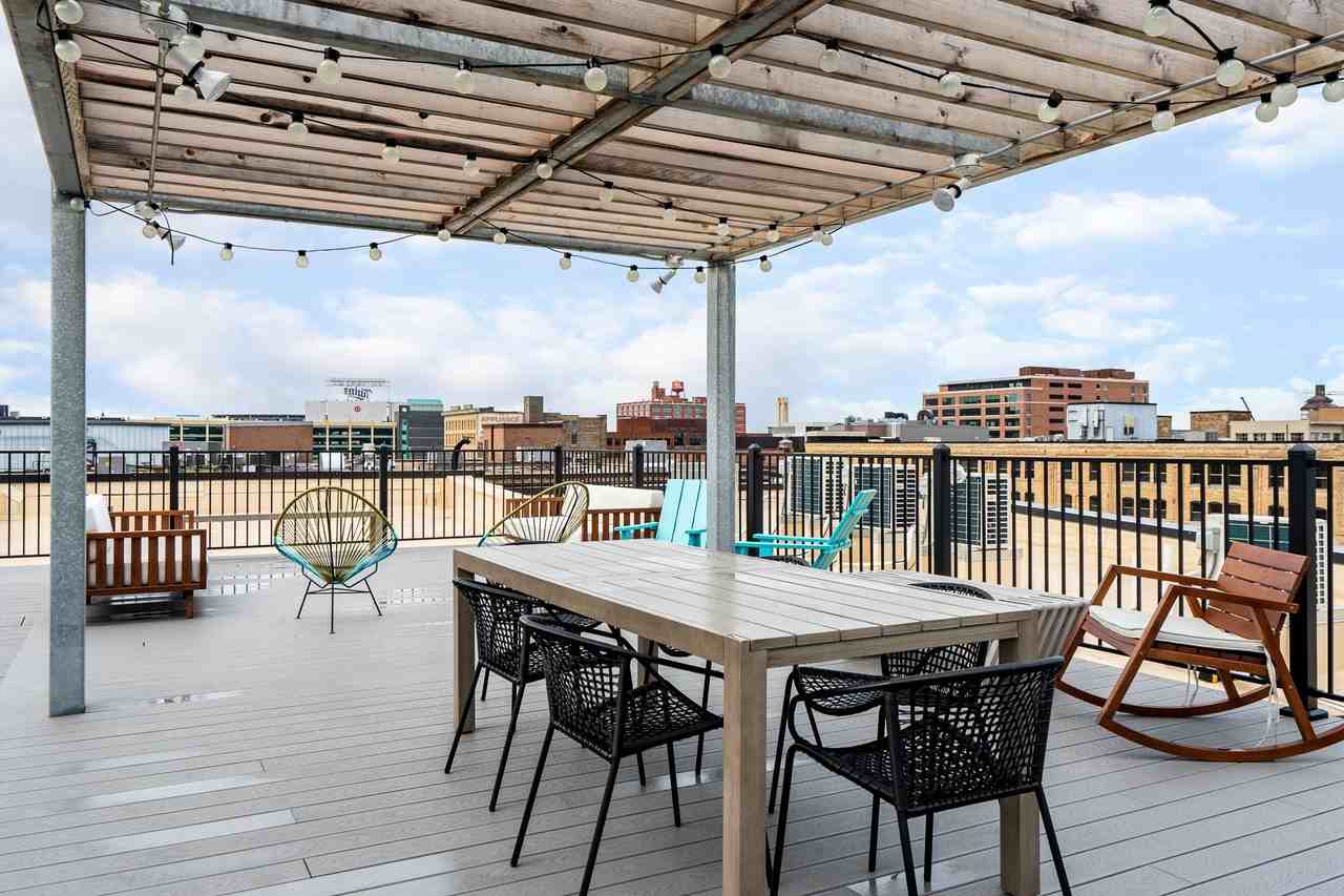 Smyth Lofts | Luxury Lofts in the North Loop - Photo 7 of 44