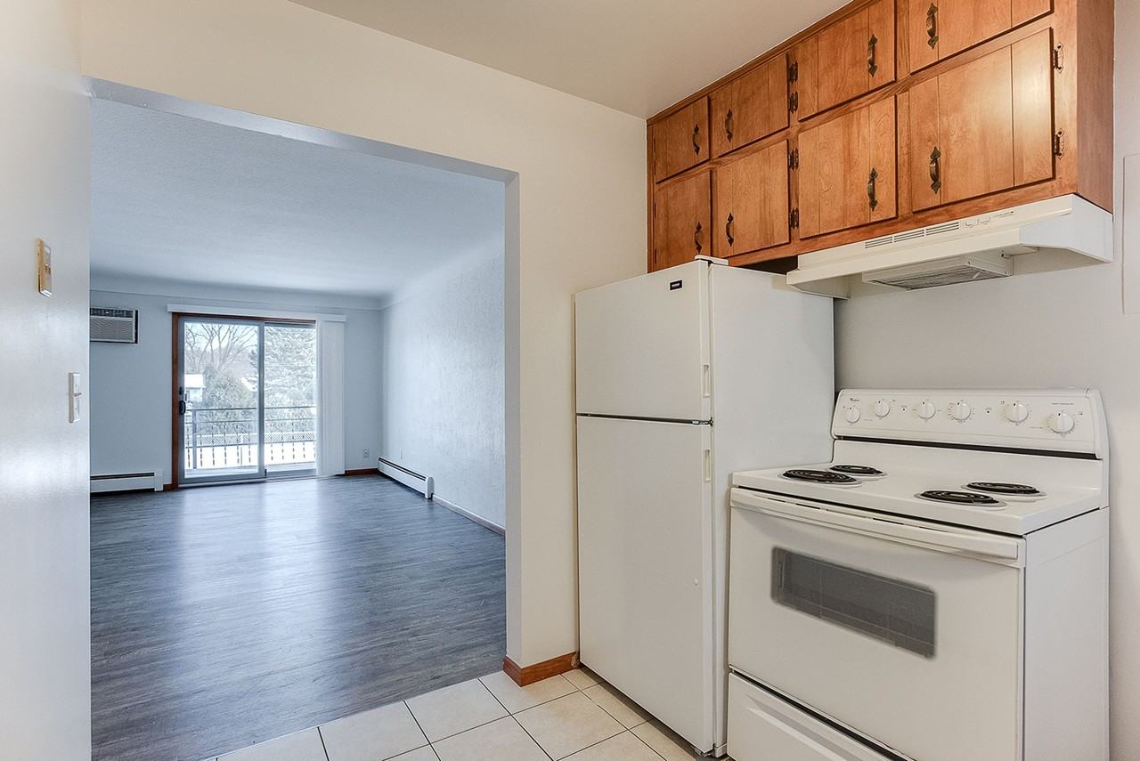 Arden Court Apartments - Photo 6 of 21