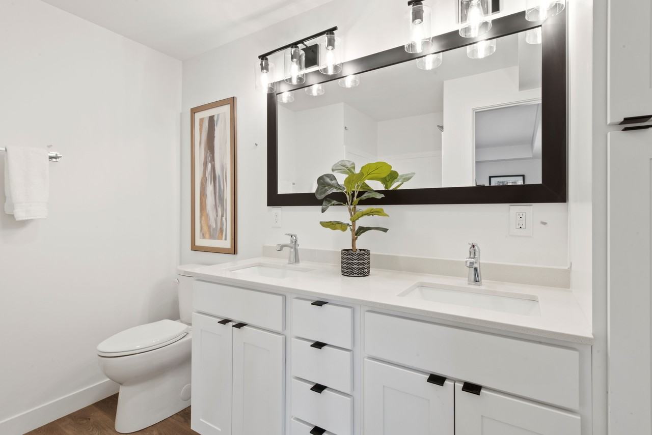 Westfield - Photo 7 of 14