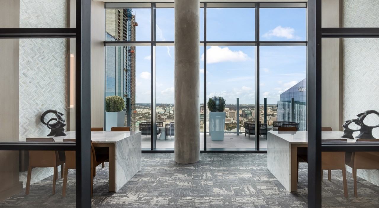 205 Brazos St - Photo 2 of 41