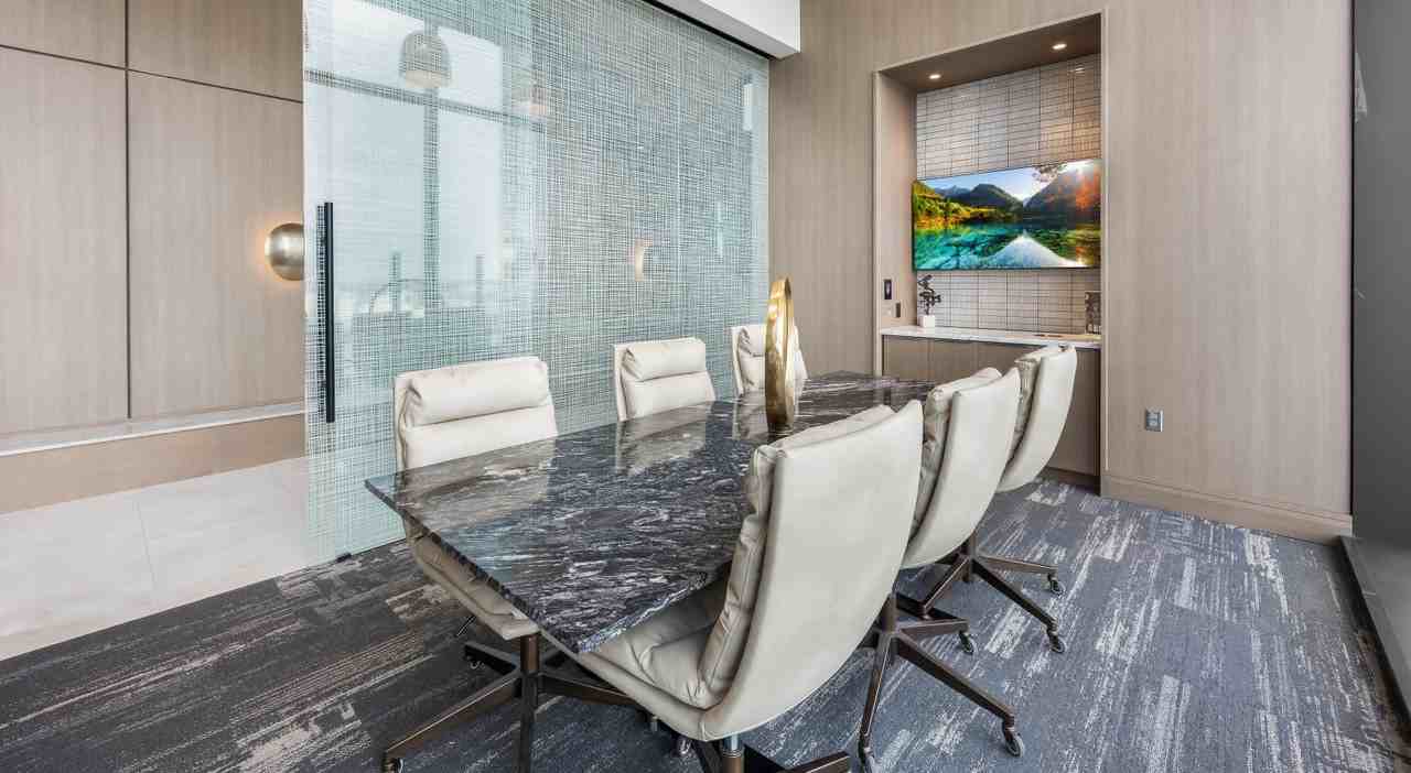 205 Brazos St - Photo 3 of 41