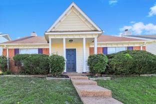 1643 Dexter Ln - Photo 1 of 1