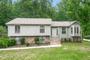 featured image of 1640 Clearstone Dr