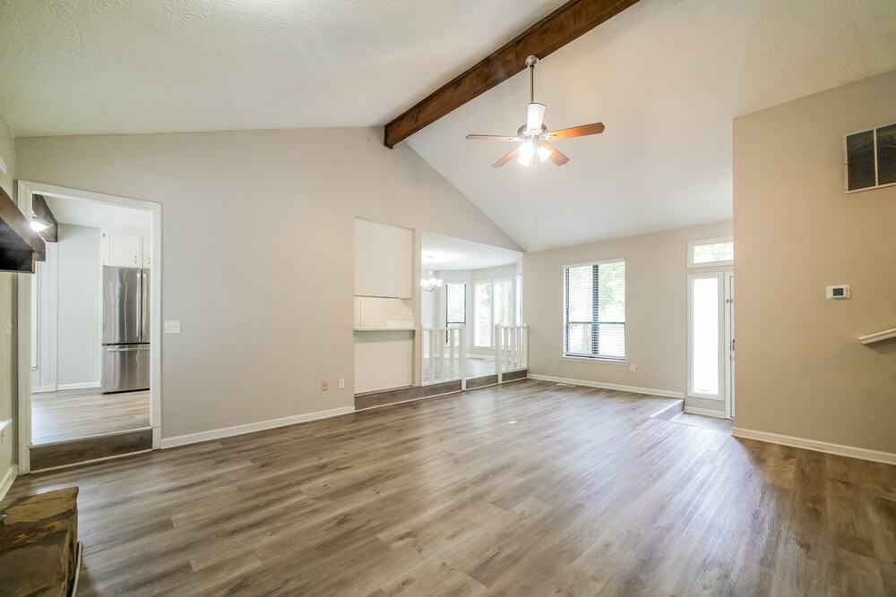 1640 Clearstone Dr - Photo 6 of 17