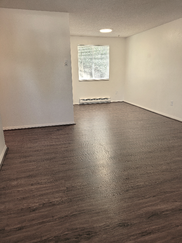 228 Glenda Dr #2 - Photo 5 of 17