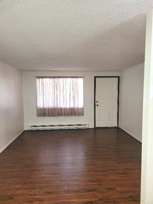 228 Glenda Dr #2 - Photo 6 of 17