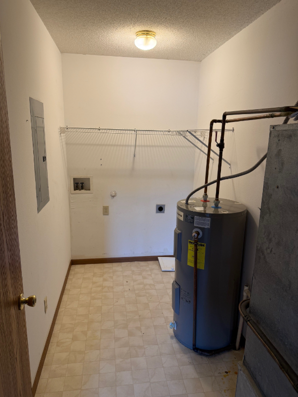 801 Brittany Ct - Photo 3 of 11