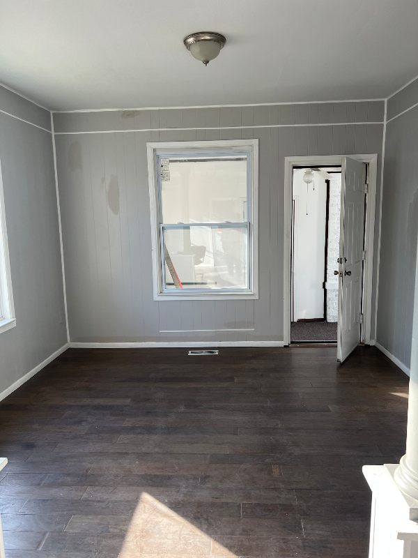 2632 Madison Ave - Photo 4 of 6