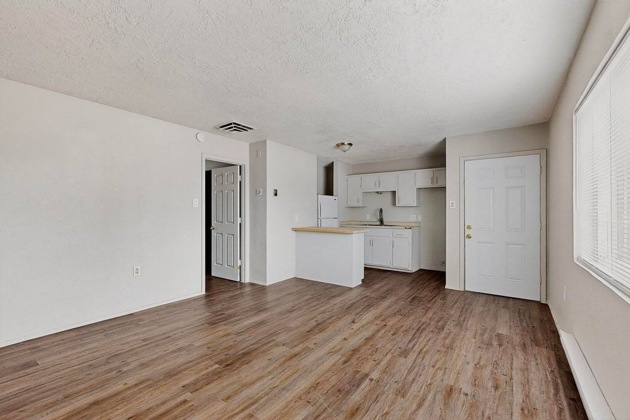 5817 Central Avenue NW - Photo 3 of 33