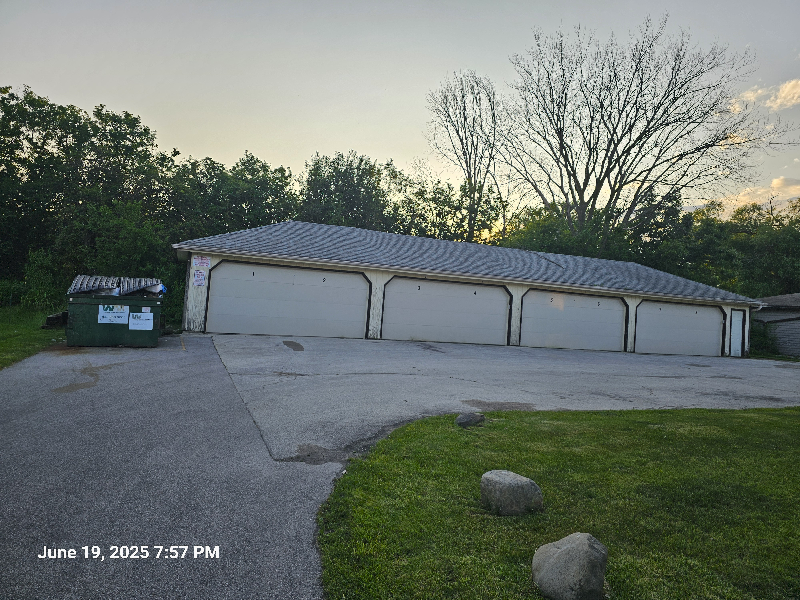 4231 N 104th St #5 - Photo 3 of 20