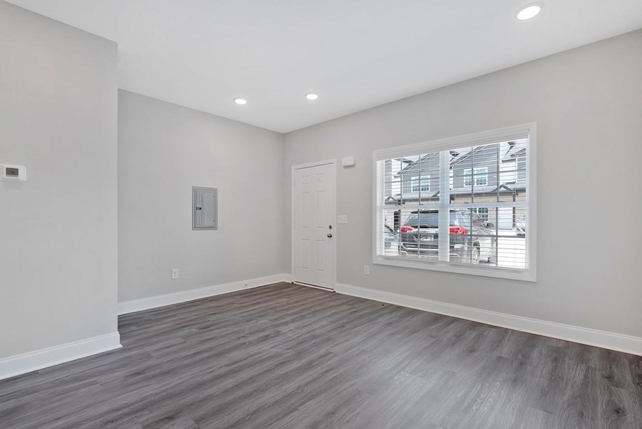 Needmore Creek Townhomes - Photo 3 of 27