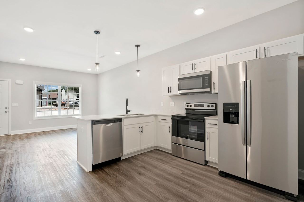 Needmore Creek Townhomes - Photo 7 of 27