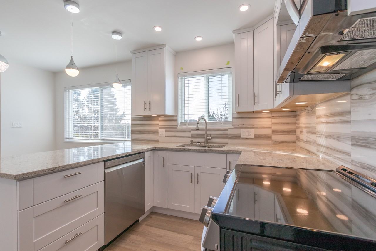 Single Family Home - Photo 2 of 21