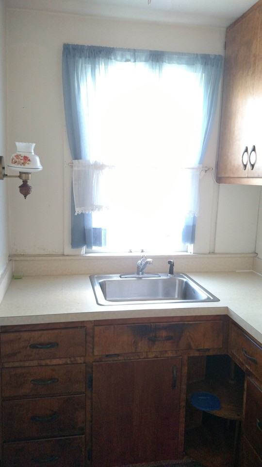 217 Connellsville St #NA - Photo 4 of 6