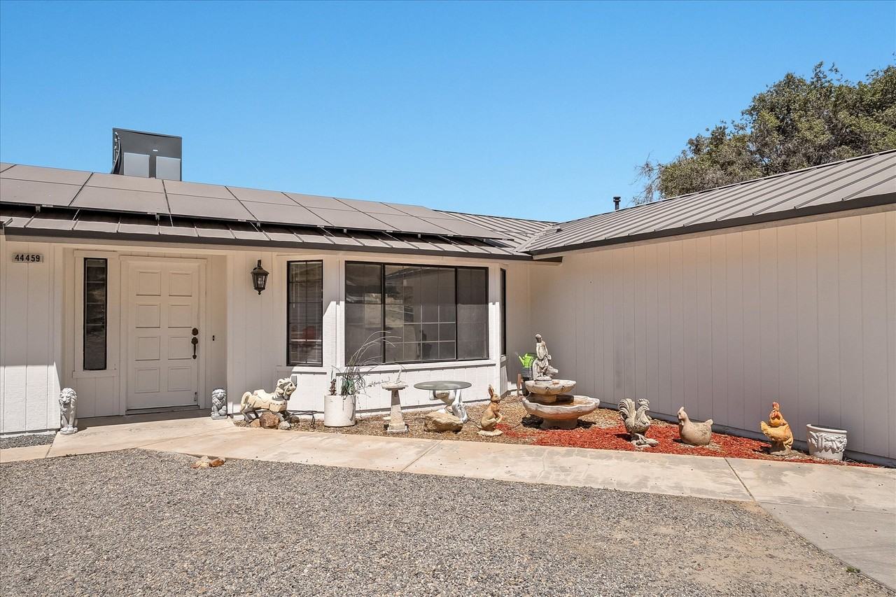 44459 Lookout Ct #NA - Photo 2 of 20