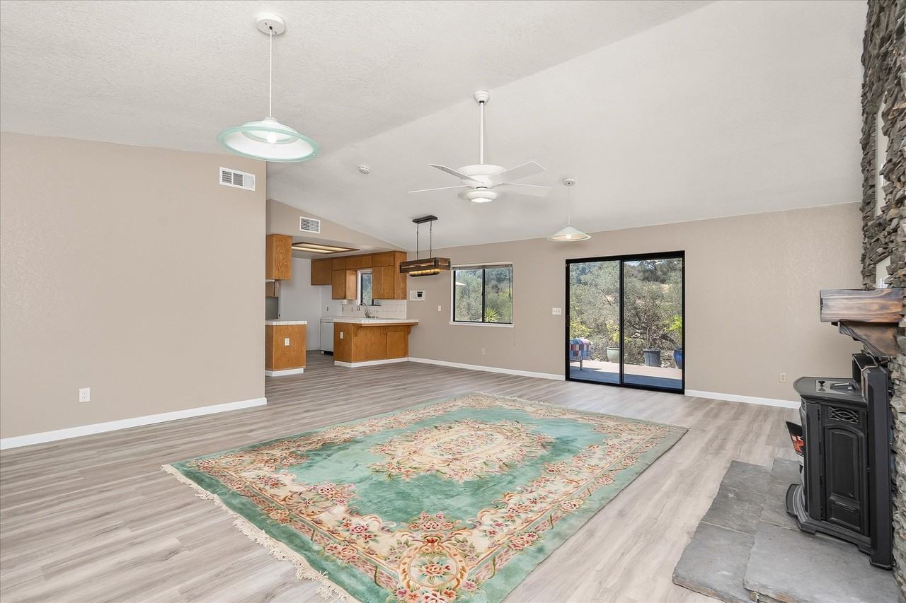 44459 Lookout Ct #NA - Photo 3 of 20