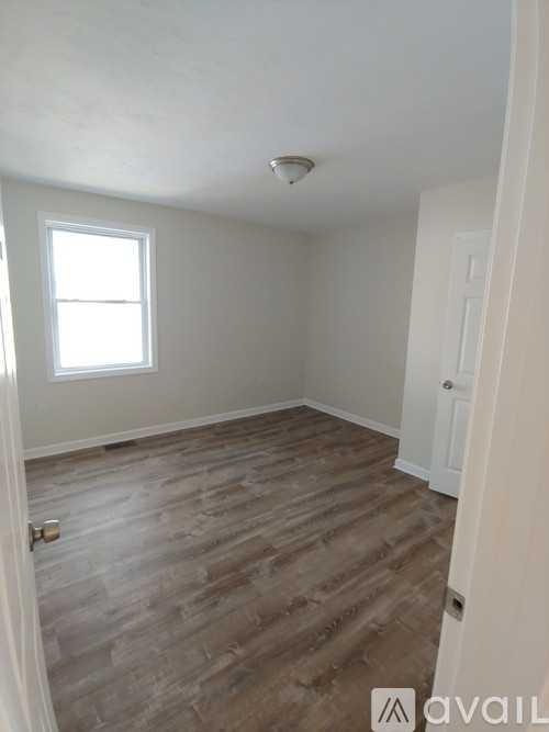 4 Cutler St #2 - Photo 6 of 17