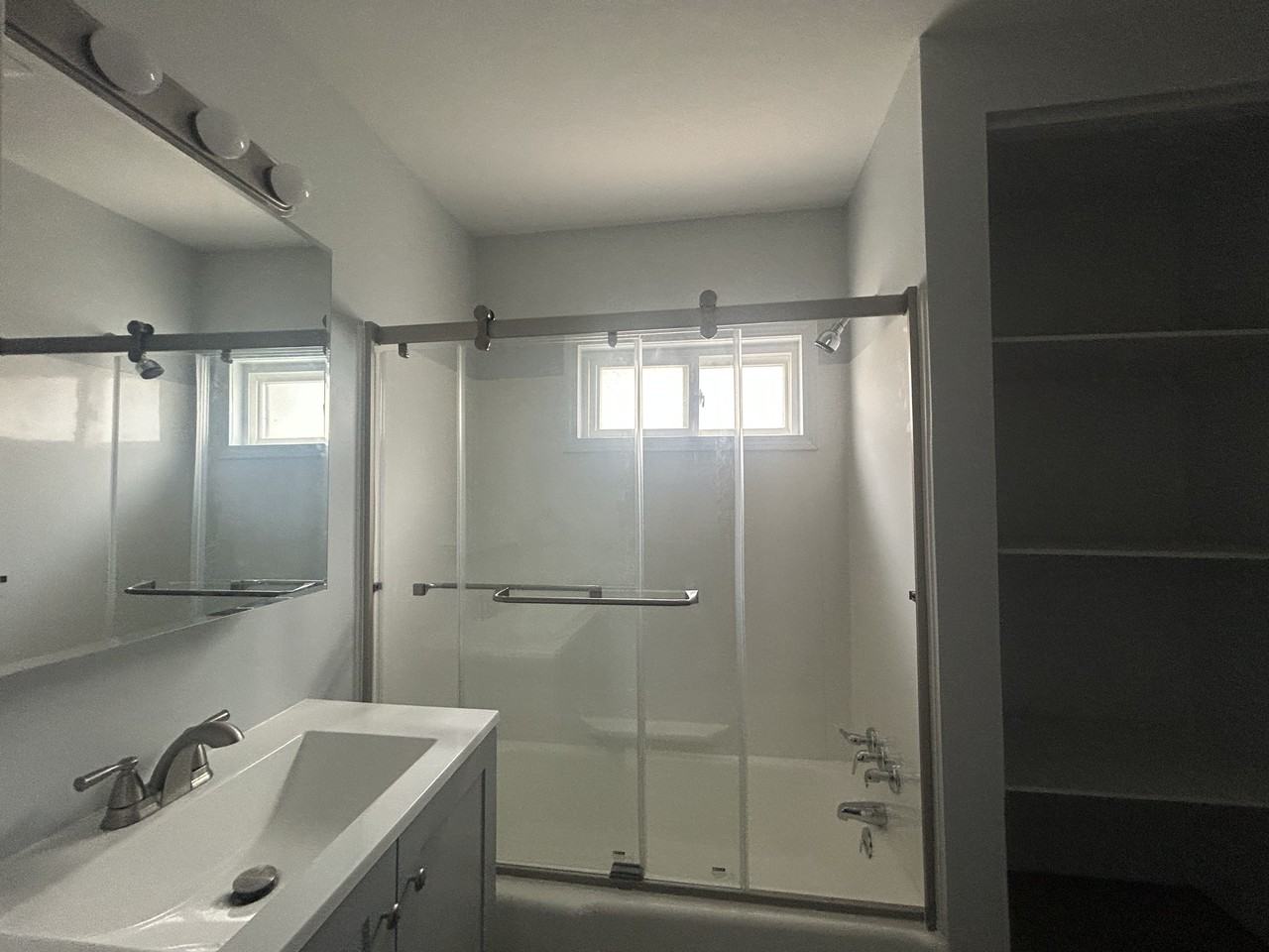 1605 3rd Ave #1 - Photo 5 of 17