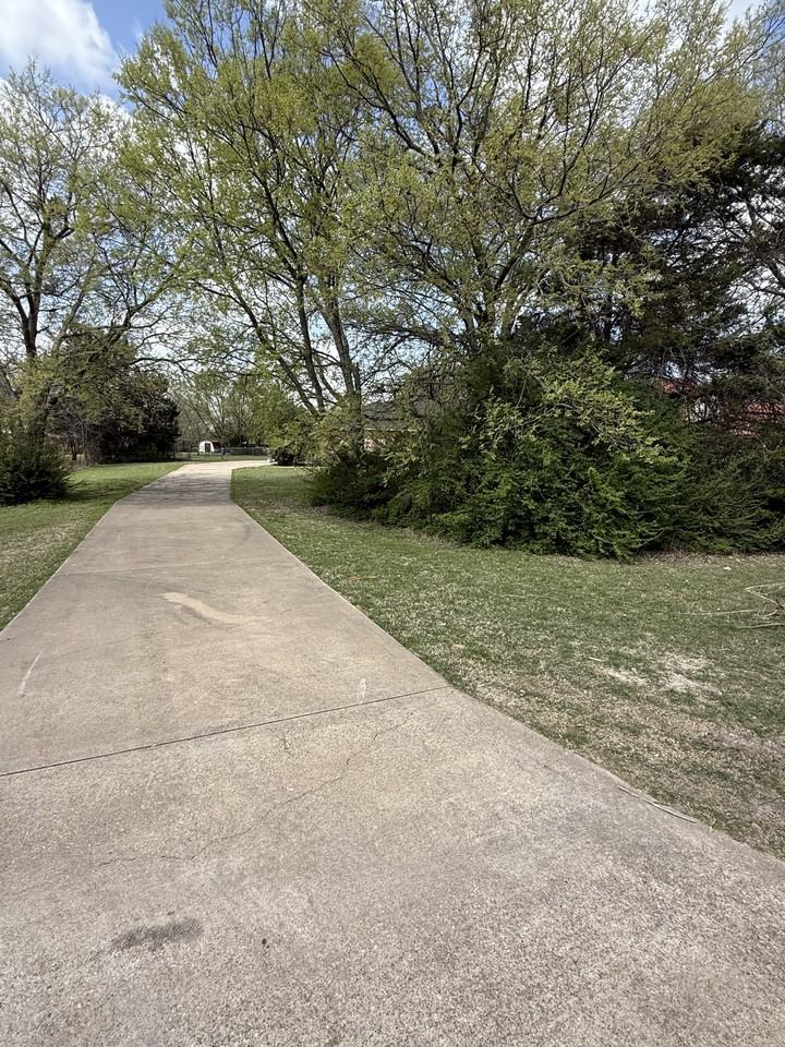 2101 Winston Dr #NA - Photo 2 of 32