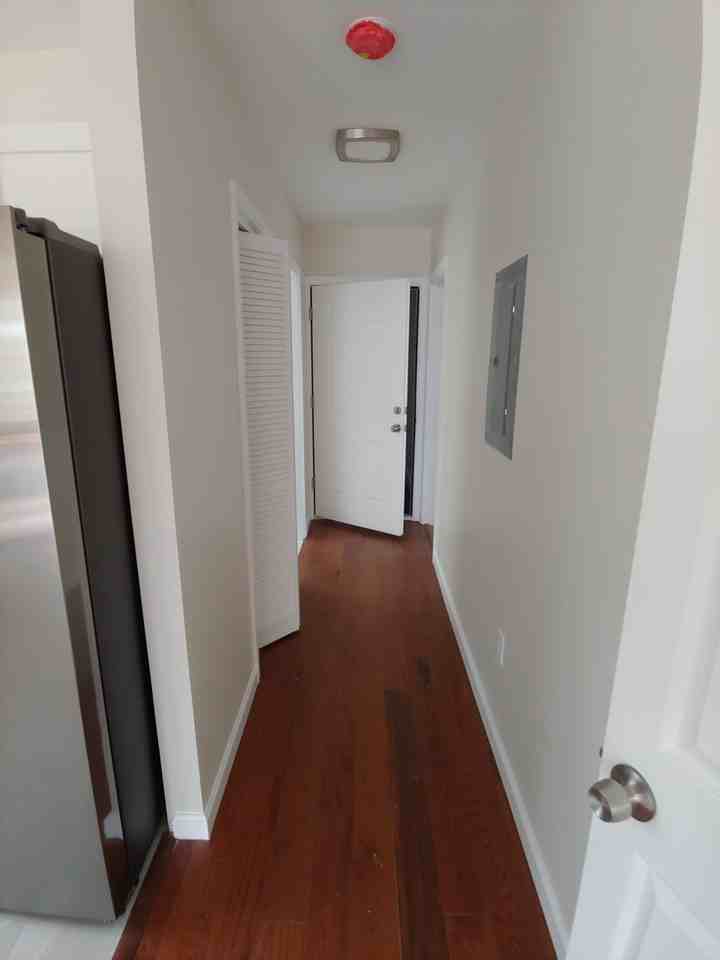 4 Cutler St #1 - Photo 4 of 12