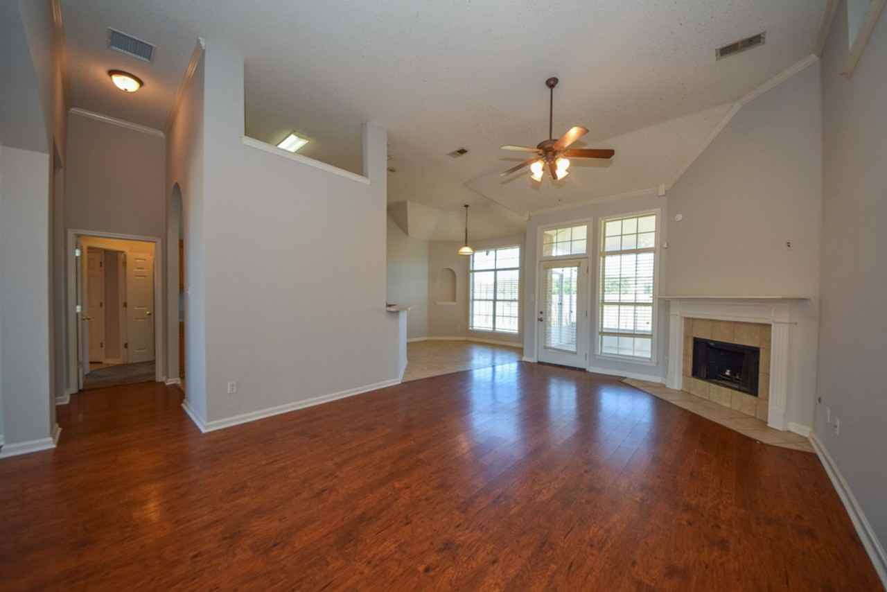 2648 Plum Creek Dr - Photo 2 of 29