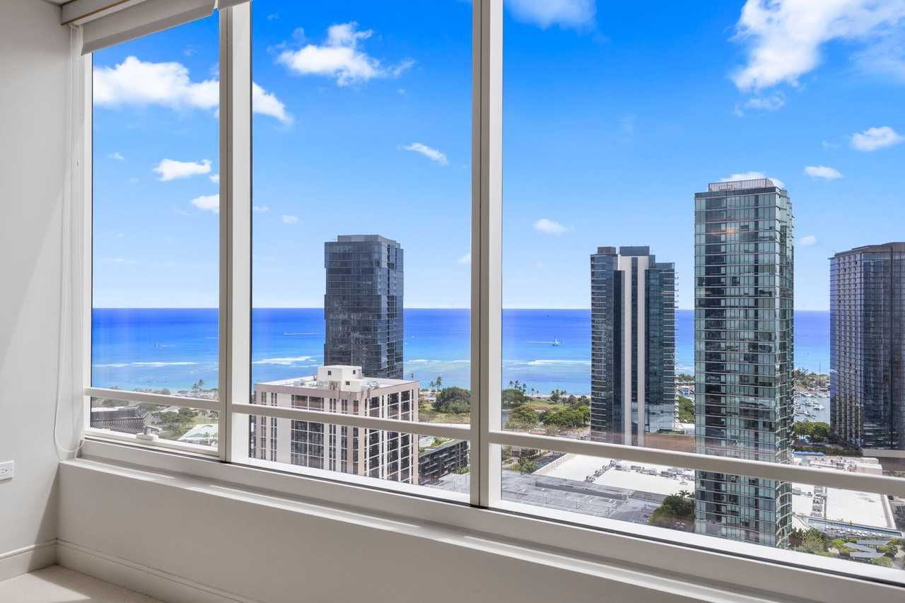 1009 Kapiolani Blvd #3804 - Photo 7 of 22