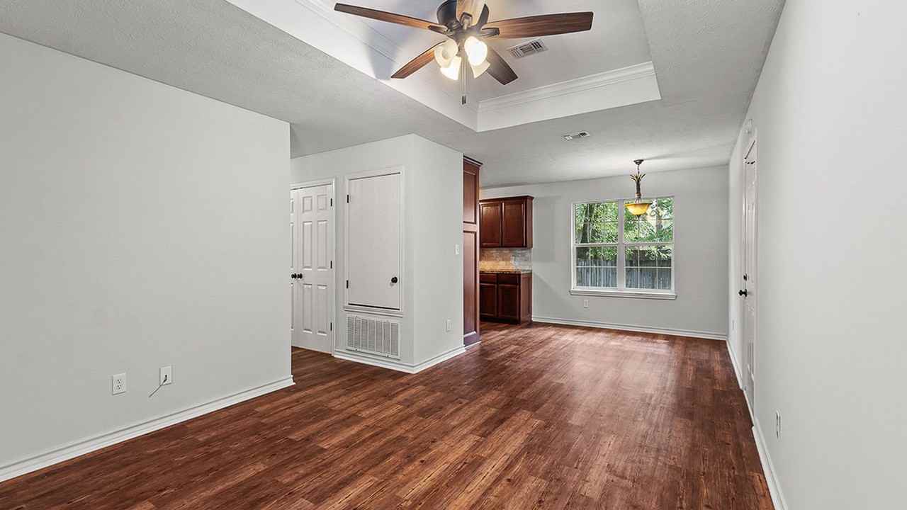 439 Post St - Photo 6 of 20