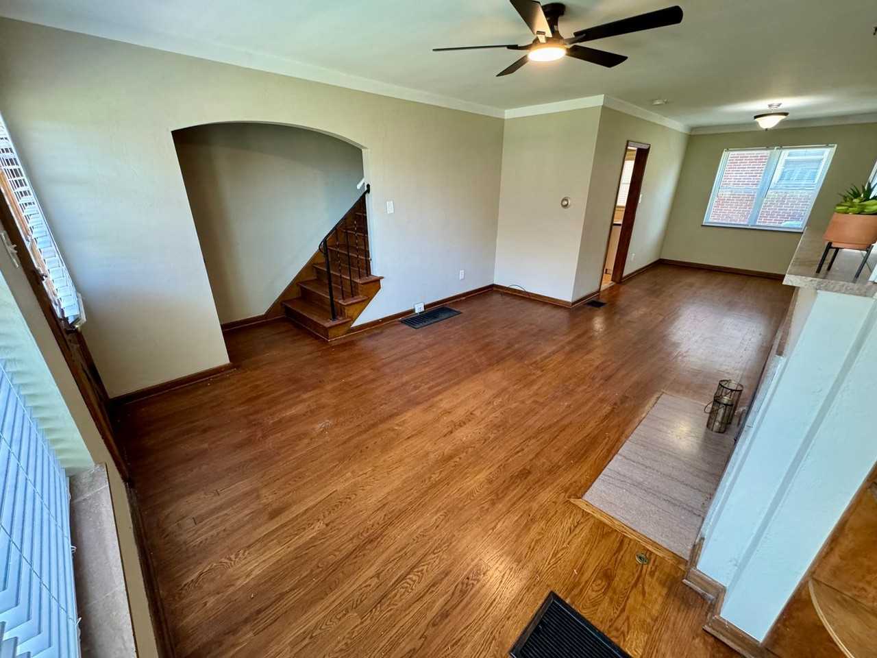 1784 Northwest Blvd - Photo 3 of 31