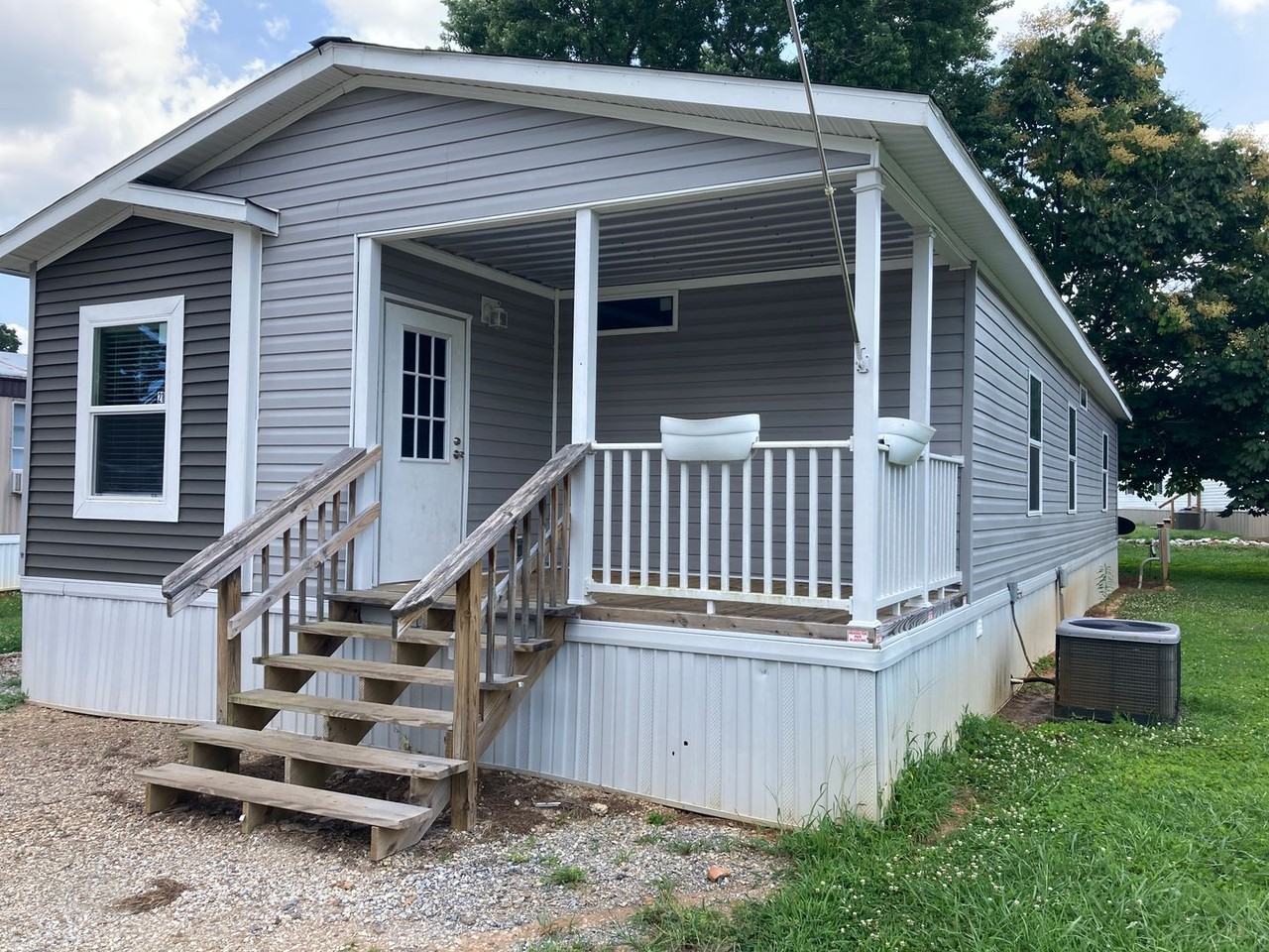 1007 Alexandria Road Southwest - Photo 2 of 12