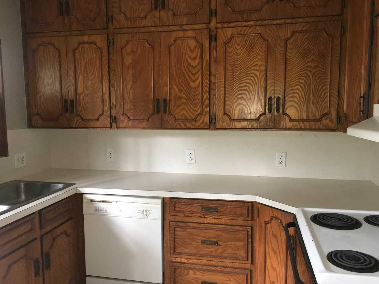 609 Monroe St - Photo 2 of 16