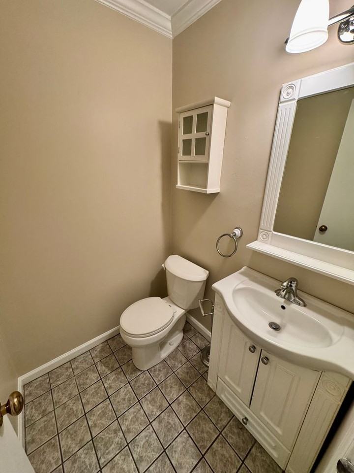 1332 Gravenhurst Cir - Photo 7 of 18