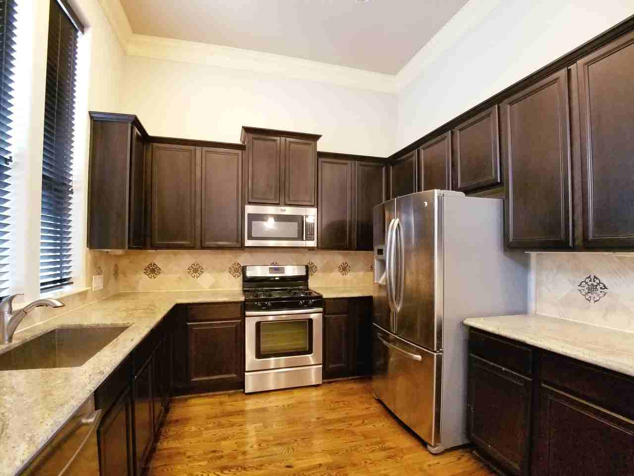 2311 Arabelle St - Photo 7 of 22