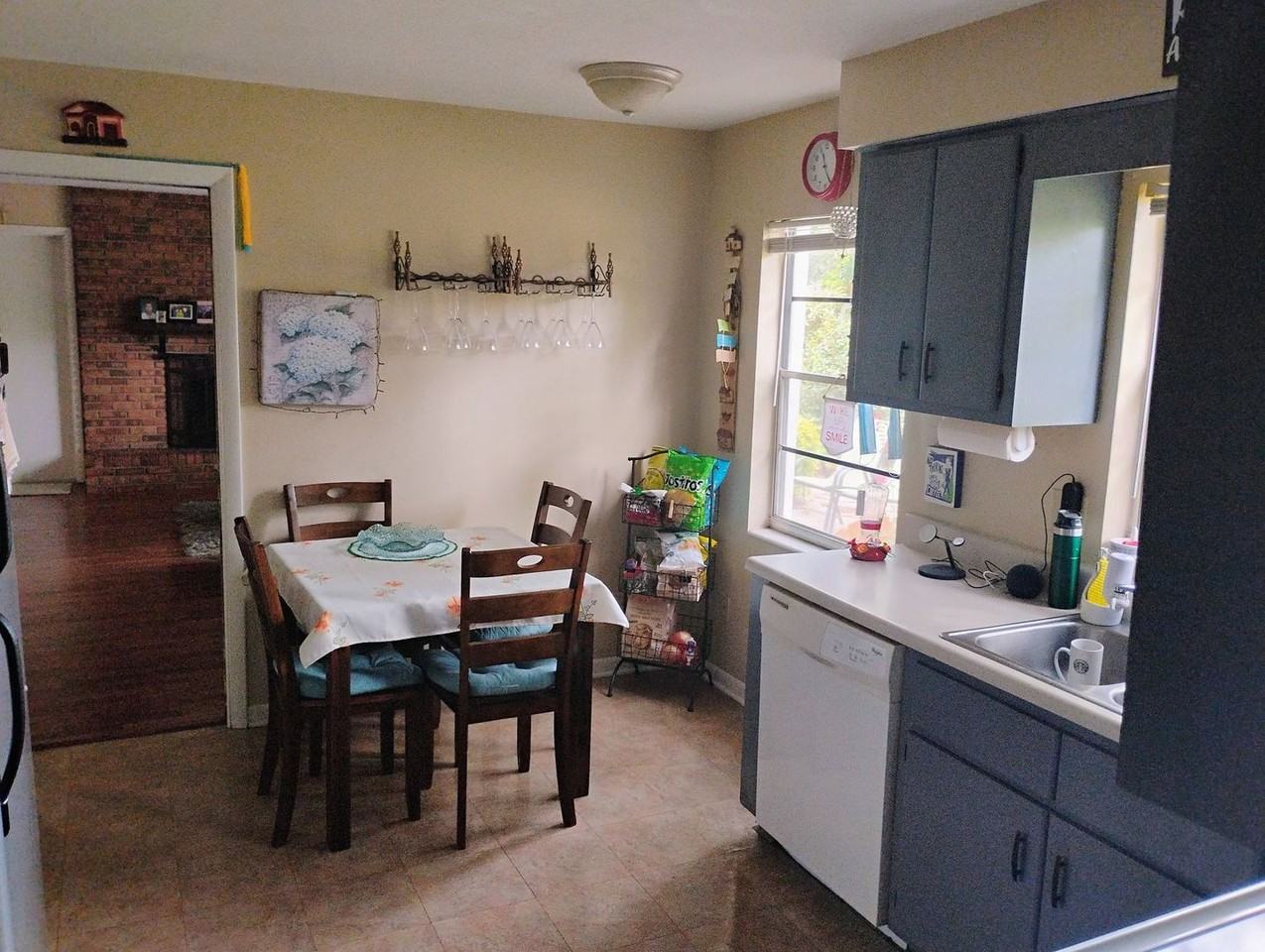 1420 Nw 46th Ter - Photo 2 of 20