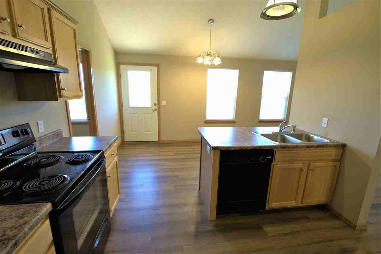 3002 E Morris St - Photo 6 of 16