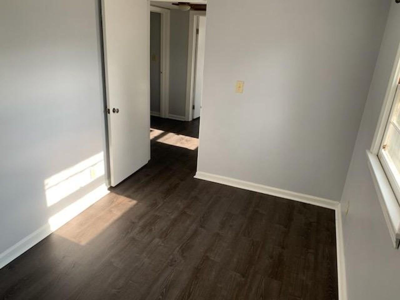 165 Rambleside Dr - Photo 2 of 9