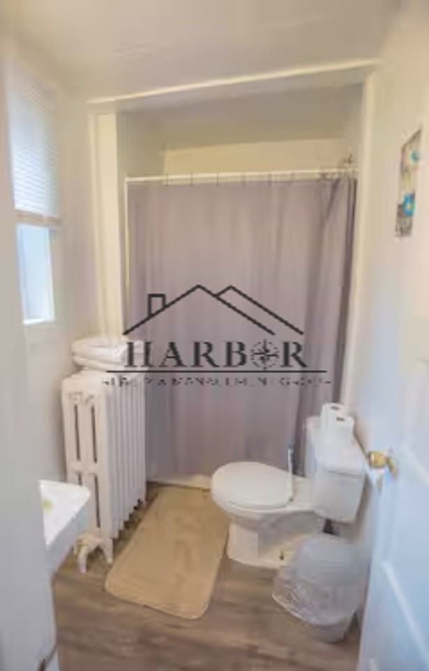 212 7th St Nw #3 - Photo 6 of 9