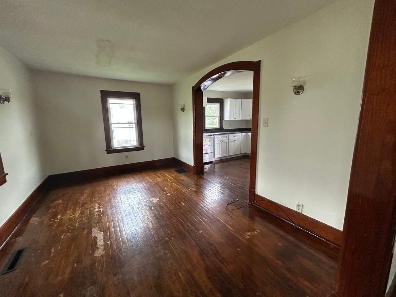 563 Barkeyville Rd - Photo 5 of 18