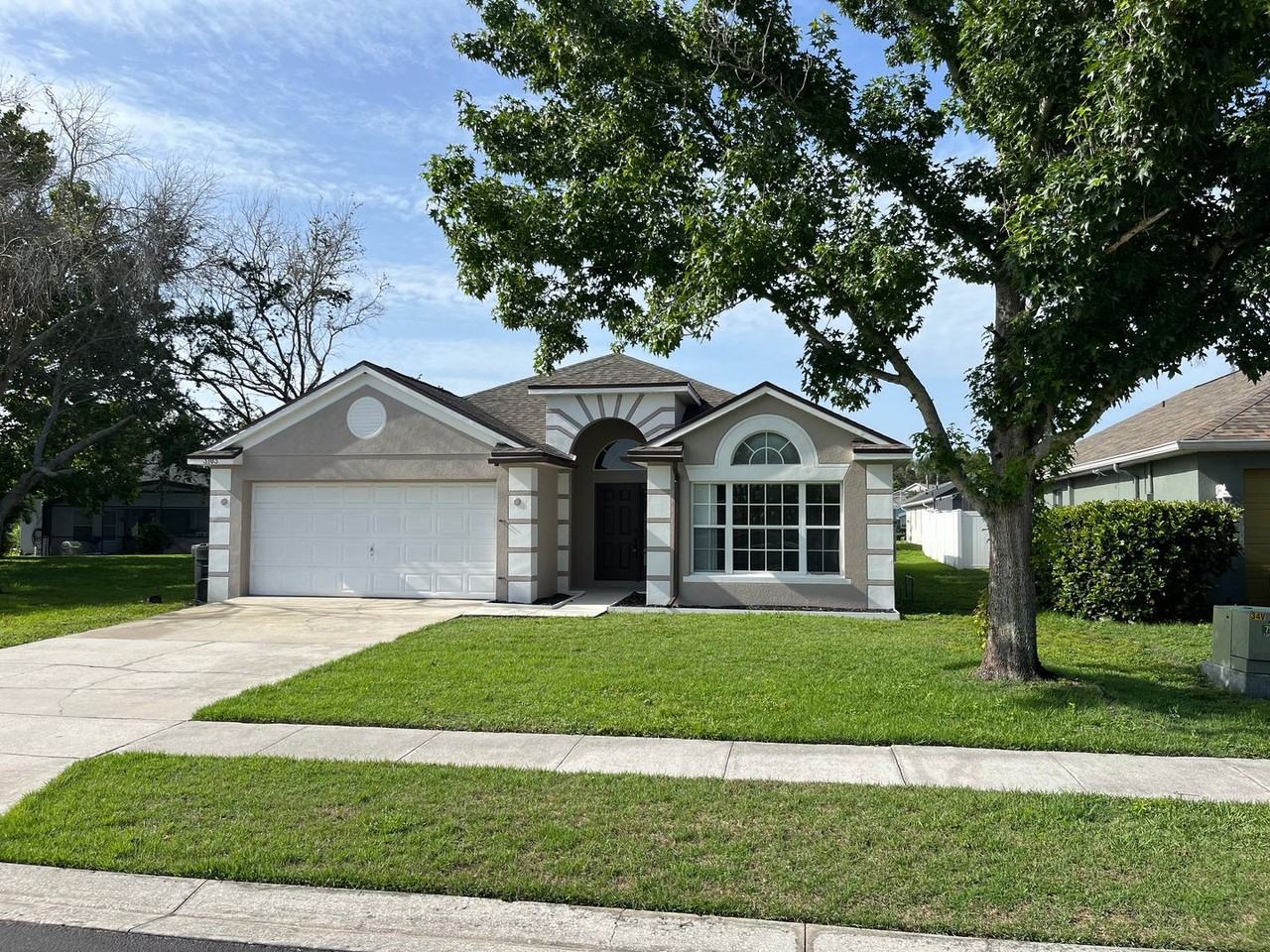 3103 Merlot Way - Photo 2 of 17