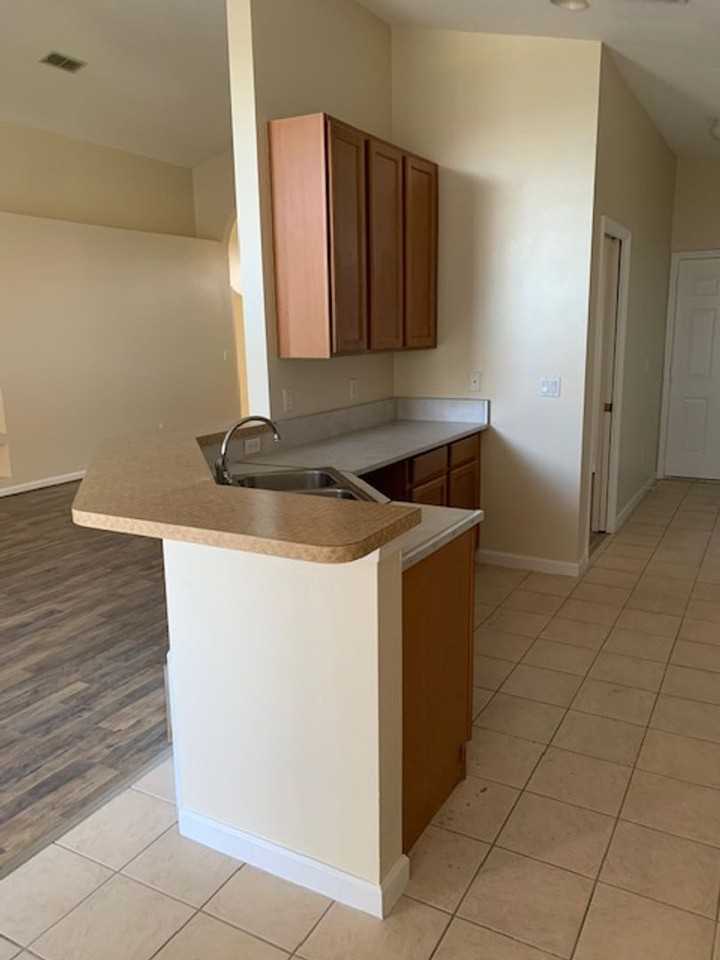 3103 Merlot Way - Photo 5 of 17