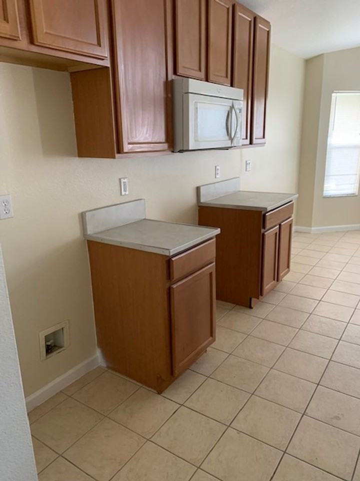 3103 Merlot Way - Photo 7 of 17