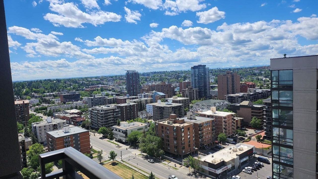 1118 12 Street Southwest #1801 - Photo 2 of 13